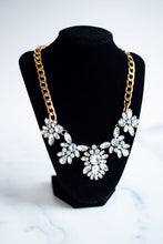 Load image into Gallery viewer, Bohemian Floral Necklace
